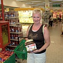 037 Kleintje Nutella in de supermarkt